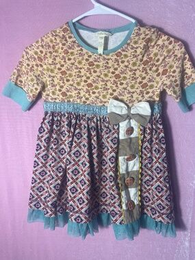 Matilda Jane girls tunic and shorts sz10